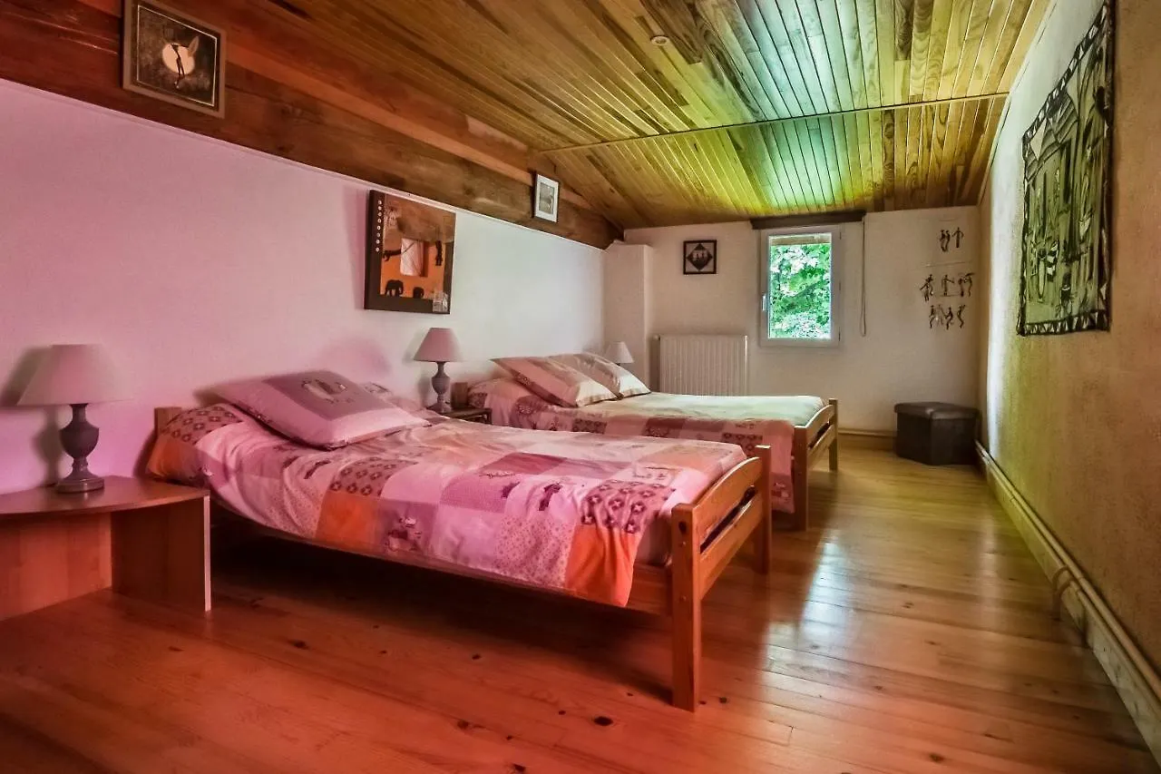 Bed and Breakfast Le Clos Des Collieres à Marcollin